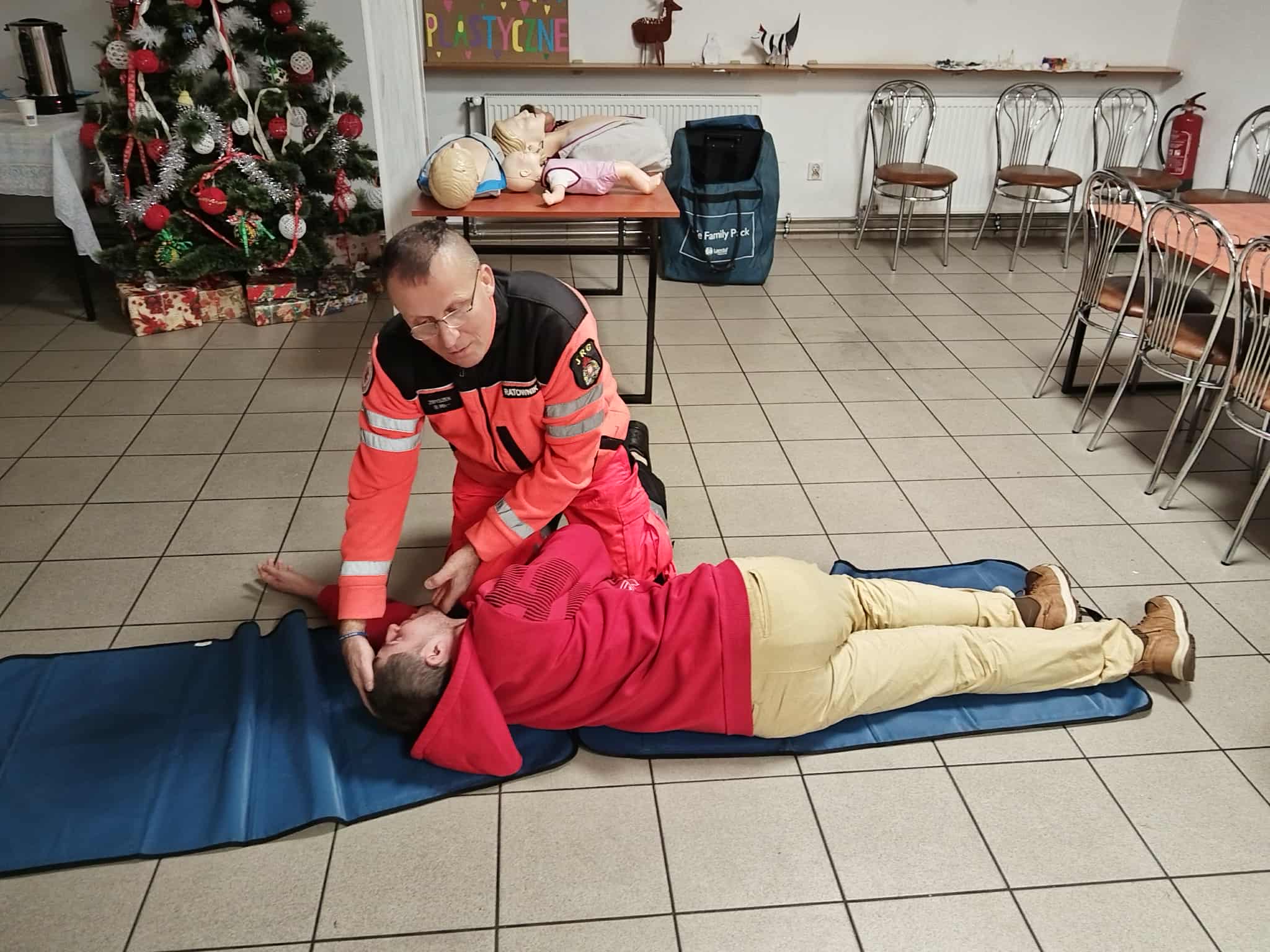 Zdjęcie z wydarzenia "Warsztaty kompetencji - wolontariusz odpornym plasterkiem w kryzysie"